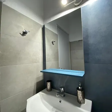 Apartment Azure Blue *